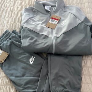 Nike Two-Tone Gray Tracksuit